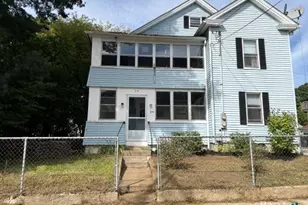 79 Battey St, Putnam, CT 06260 - Photo 1