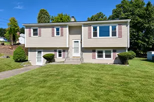 3 Carolyn Ave, Danbury, CT 06811 - Photo 1