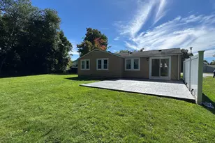 148 Ring Dr, Groton, CT 06340 - Photo 18