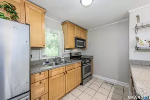 16 Linden Ave, Hamden, CT 06518 - Photo 16