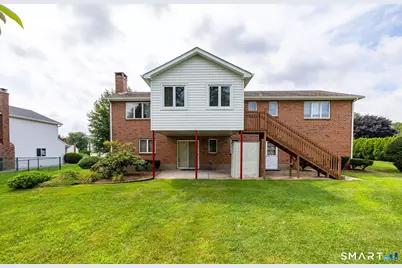 15 Colonial Drive, Wethersfield, CT 06109 - Photo 8