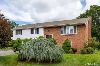 15 Colonial Drive, Wethersfield, CT 06109 - Photo 4