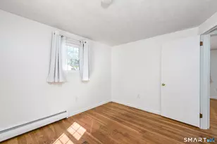 10 Ann St, Enfield, CT 06082 - Photo 12