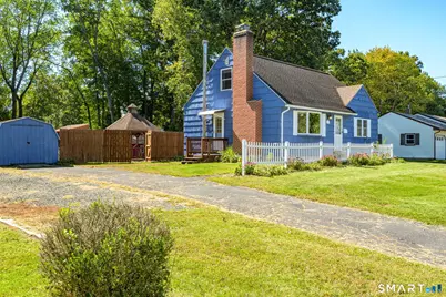10 Ann Street, Enfield, CT 06082 - Photo 2