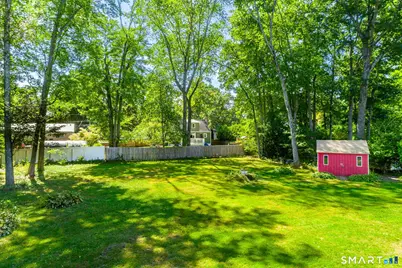 10 Ann Street, Enfield, CT 06082 - Photo 32
