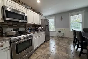 256 Center St, West Haven, CT 06516 - Photo 12