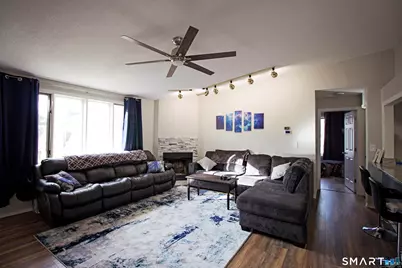 105 Little Oak Lane #105, Rocky Hill, CT 06067 - Photo 2