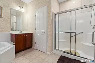 155 Country Club Dr, Oxford, CT 06478 - Photo 22