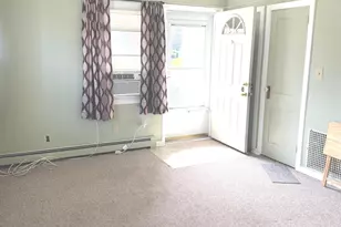 28 Singer Ct, Stratford, CT 06614 - Photo 8