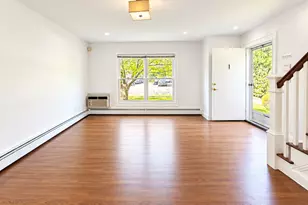 1 Willowbrook Ct, Stamford, CT 06902 - Photo 4