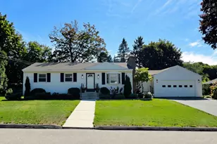 24 Rossie St, Stonington, CT 06355 - Photo 2