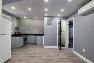 979-981 Hancock Ave, Bridgeport, CT 06605 - Photo 2