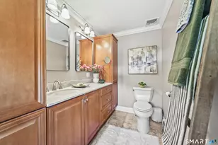 145 Dinatali Dr, Waterbury, CT 06705 - Photo 26