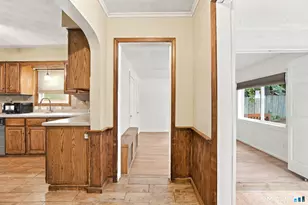 12 W Helen St, Hamden, CT 06514 - Photo 12