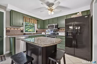 11 Wenzel Farm Road, North Haven, CT 06473 - Photo 6