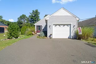 61 South St, Windsor Locks, CT 06096 - Photo 1