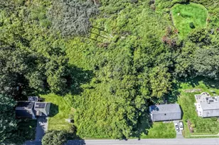 103 Long Mountain Rd, New Milford, CT 06776 - Photo 10
