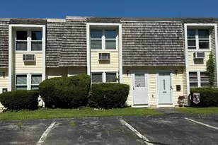 127 Black Point Rd, East Lyme, CT 06357 - Photo 1