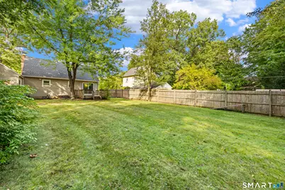 19 Oak Street, Wallingford, CT 06492 - Photo 24