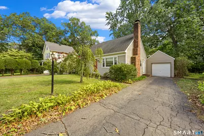 19 Oak Street, Wallingford, CT 06492 - Photo 2