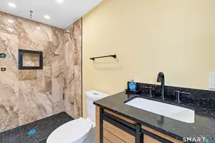 430 Silver Sands Rd, East Haven, CT 06512 - Photo 16