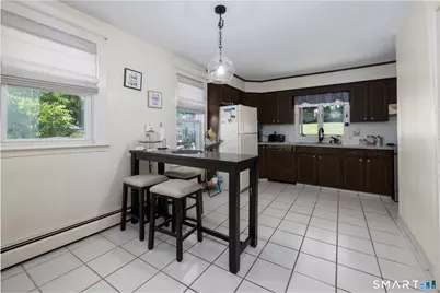 33 Maplewood Street, Waterbury, CT 06708 - Photo 6