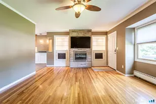 95 Oakdale St, Wethersfield, CT 06109 - Photo 6