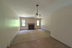33 Murphys Ln, Shelton, CT 06484 - Photo 4