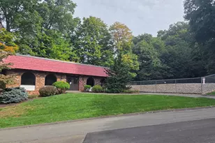 10 Woodsedge Dr, Newington, CT 06111 - Photo 14