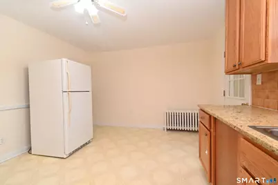 26 Elm Tree Place, Stamford, CT 06906 - Photo 6
