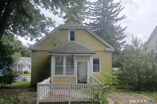 75 Wacona Ave, Waterbury, CT 06705 - Photo 14