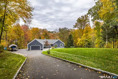 28 Dorset Lane, Brookfield, CT 06804 - Photo 1
