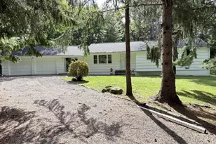 4 Osborn Ln, Monroe, CT 06468 - Photo 1
