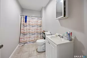 101 Dikeman St, Waterbury, CT 06704 - Photo 22