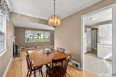 110 Randal Avenue, West Hartford, CT 06110 - Photo 8