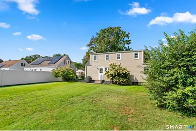 110 Randal Avenue, West Hartford, CT 06110 - Photo 30
