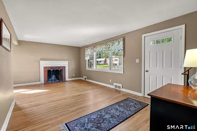 110 Randal Avenue, West Hartford, CT 06110 - Photo 4
