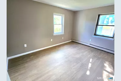 270 Bellevue Street, Hartford, CT 06120 - Photo 10