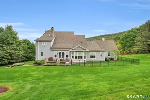 1 Ridgebury Rd, Simsbury, CT 06001 - Photo 34