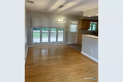 129 Oldham Avenue, Waterbury, CT 06705 - Photo 6