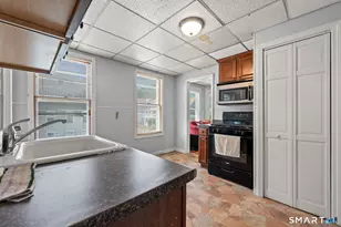 160 Edson Ave, Waterbury, CT 06705 - Photo 20