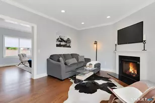 8 View St, Greenwich, CT 06830 - Photo 8