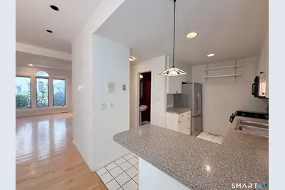 869 Orange Street #7W, New Haven, CT 06511 - Photo 8