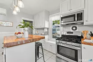141 Walden St, West Hartford, CT 06107 - Photo 18