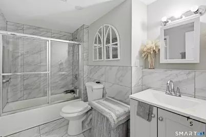 24 Park Terrace, Hartford, CT 06106 - Photo 20