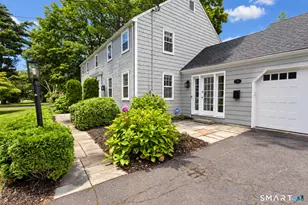 7 Cliffmore Rd, West Hartford, CT 06107 - Photo 2