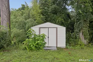 61 University Ave, East Hartford, CT 06108 - Photo 6