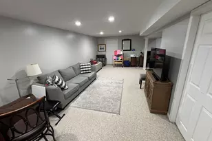 226 Castlewood Dr, Bloomfield, CT 06002 - Photo 18