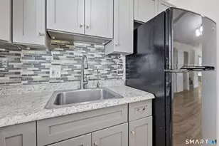 10 Jamie Ln, Manchester, CT 06042 - Photo 6