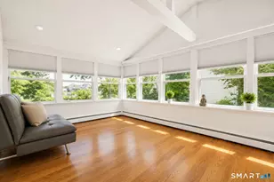 38 Carlisle Pl, Stamford, CT 06902 - Photo 12